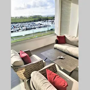 https://appartement-marina-fort-de-france.comcaribbean.com